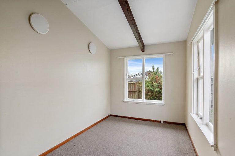 Photo of property in 2/14 Frederick Street, Waltham, Christchurch, 8011