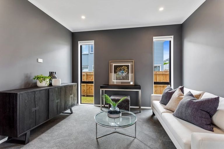 Photo of property in 1 Koura Drive, Red Beach, 0932