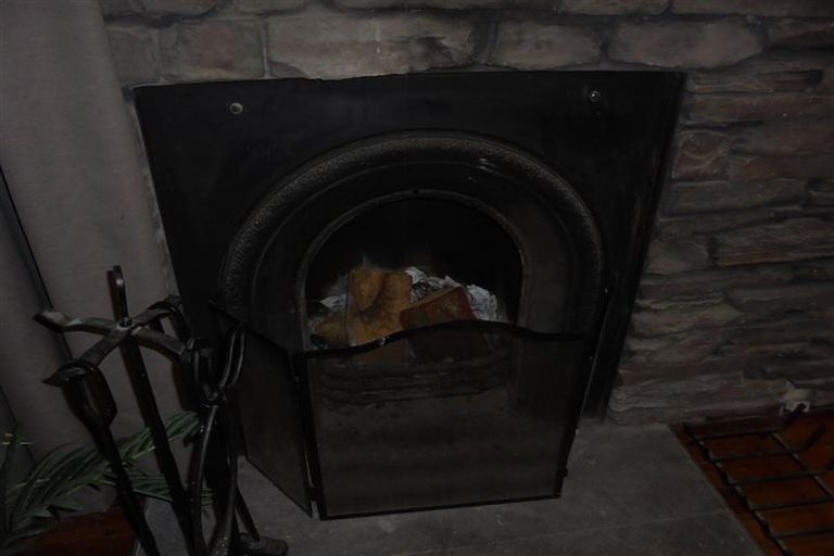 Photo of property in 8 John Street, Stokes Valley, Lower Hutt, 5019