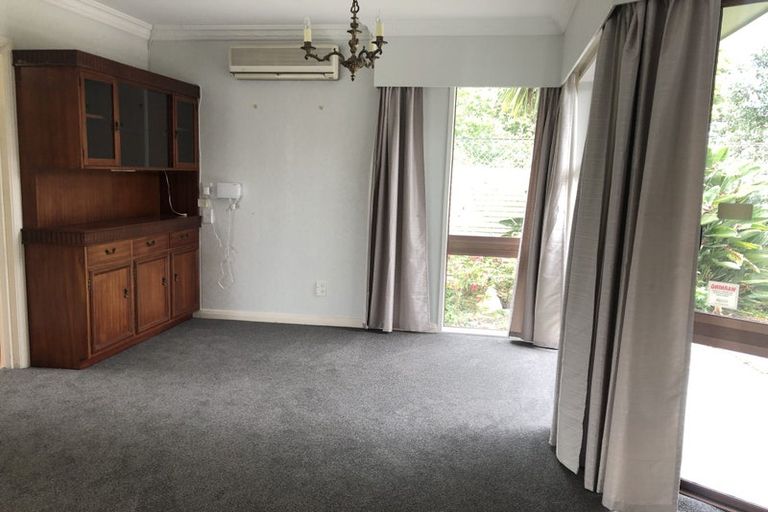 Photo of property in 1 Bambery Court, Palmerston North, 4414