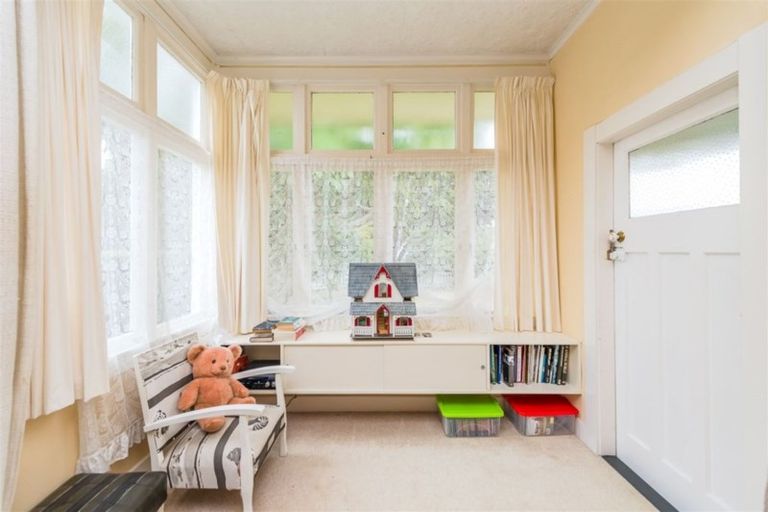 Photo of property in 11 Peakes Road, Saint Johns Hill, Whanganui, 4501