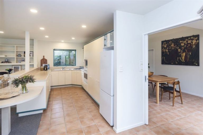 Photo of property in 16 Ngahere Street, Fendalton, Christchurch, 8041