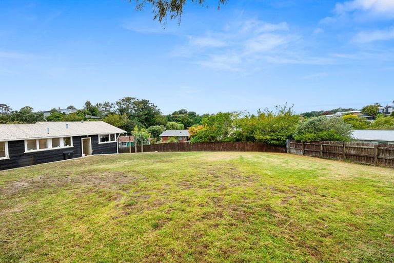 Photo of property in 1a Granby Place, Westown, New Plymouth, 4310