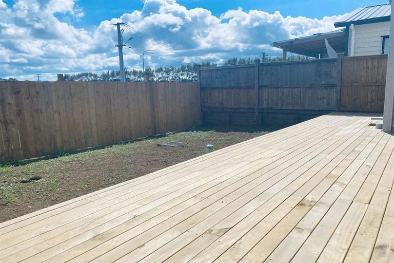 Photo of property in 6 Bliss Court, Takanini, 2110