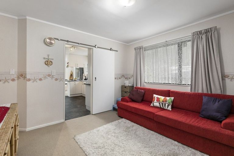 Photo of property in 36 Kowhai Street, Wainuiomata, Lower Hutt, 5014