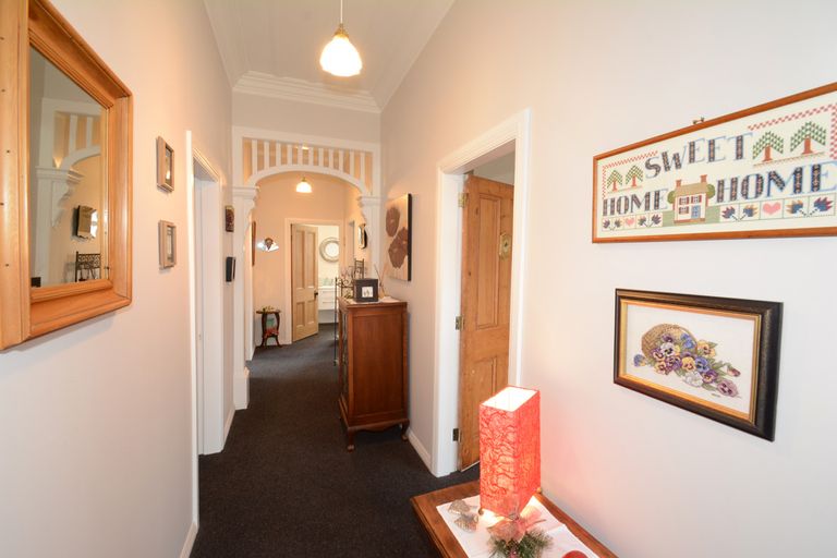 Photo of property in 3 West Avenue, Saint Clair, Dunedin, 9012