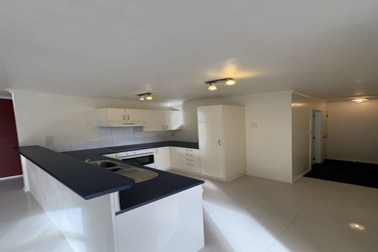 Photo of property in 2a Charlenne Close, Ranui, Auckland, 0612