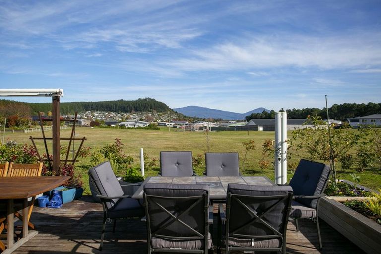 Photo of property in 172 Parekaawa Drive, Motuoapa, Turangi, 3382