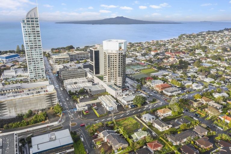 Photo of property in 2/1 Burns Avenue, Takapuna, Auckland, 0622