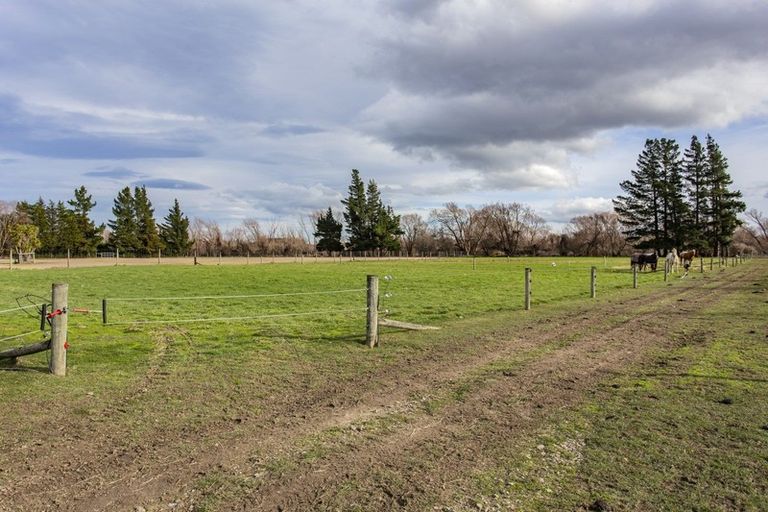 Photo of property in 635 Barkers Road, Loburn, Rangiora, 7472