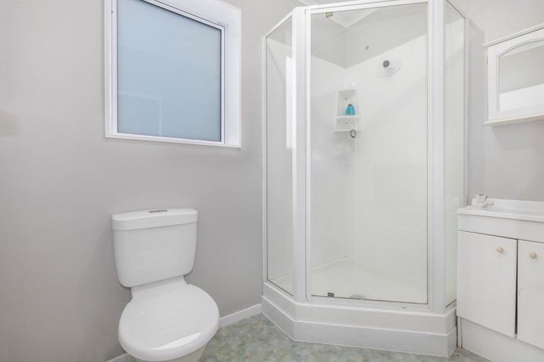 Photo of property in 9 Ayr Place, Papakowhai, Porirua, 5024