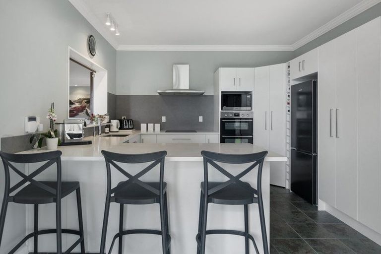 Photo of property in 35 Papaunahi Road, Bowentown, Katikati, 3177