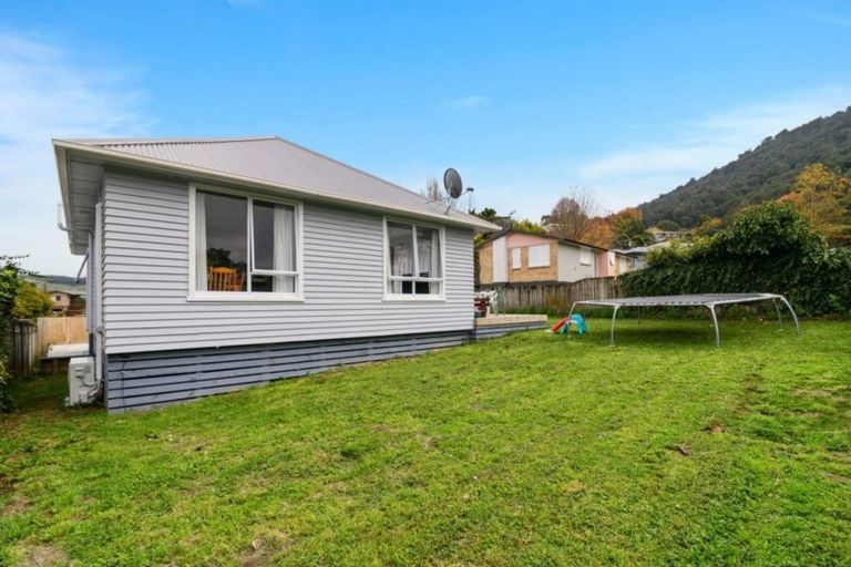 Photo of property in 49 Turner Drive, Western Heights, Rotorua, 3015