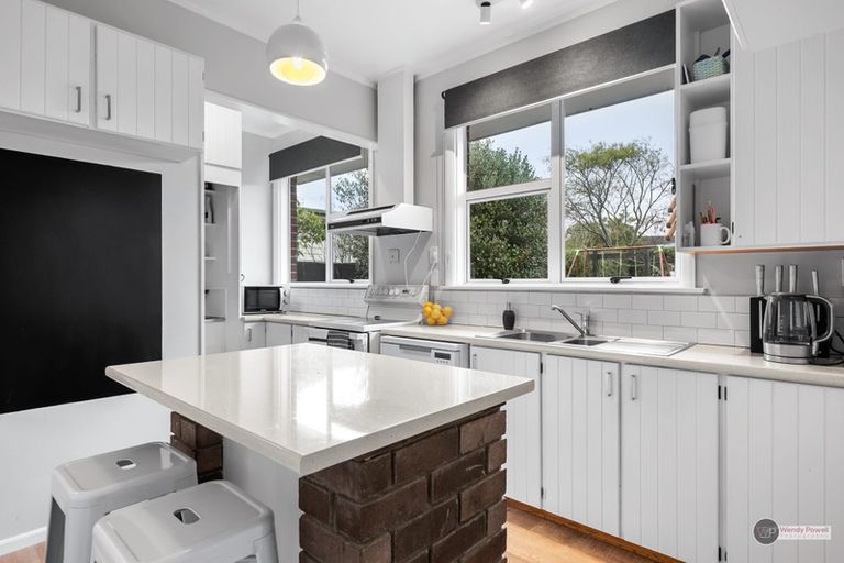 Photo of property in 13 Kiwi Street, Heretaunga, Upper Hutt, 5018