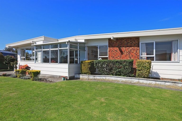 Photo of property in 3 Laurent Place, Greenmeadows, Napier, 4112