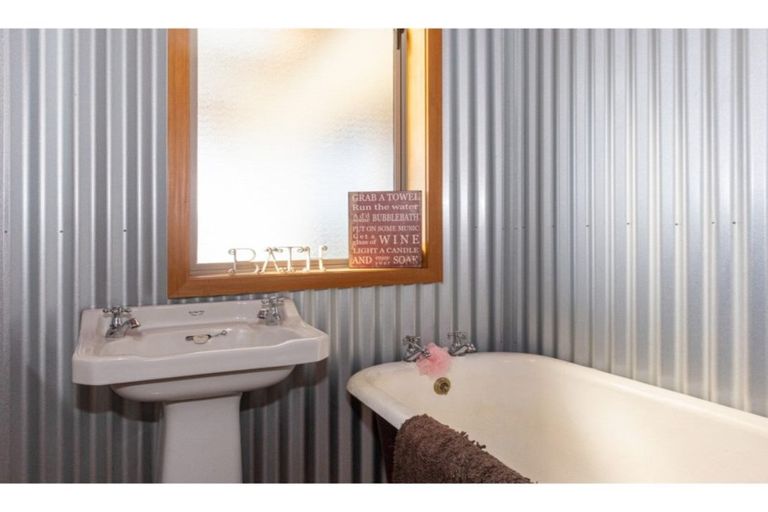 Photo of property in 8 Mowbray Street, Watlington, Timaru, 7910