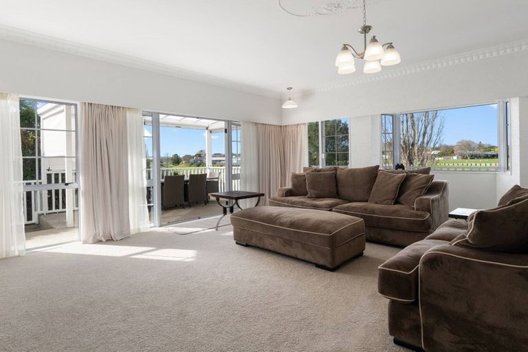 Photo of property in 56 Links View Drive, Omokoroa, 3114
