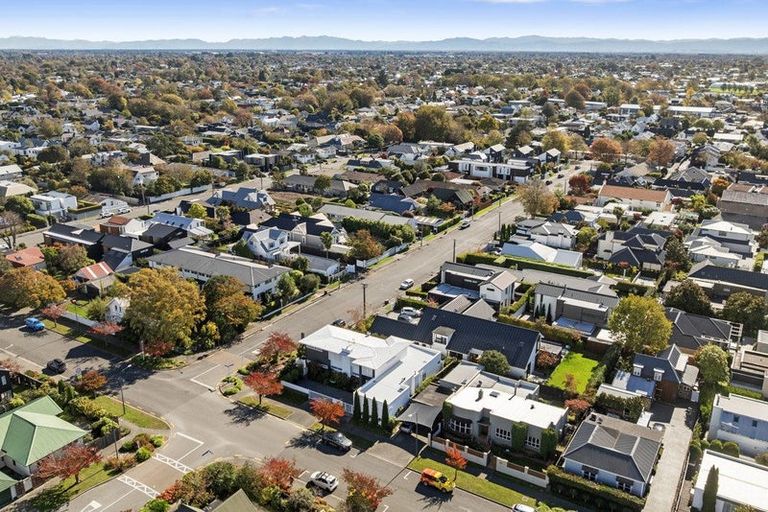 Photo of property in 55 Merivale Lane, Merivale, Christchurch, 8014