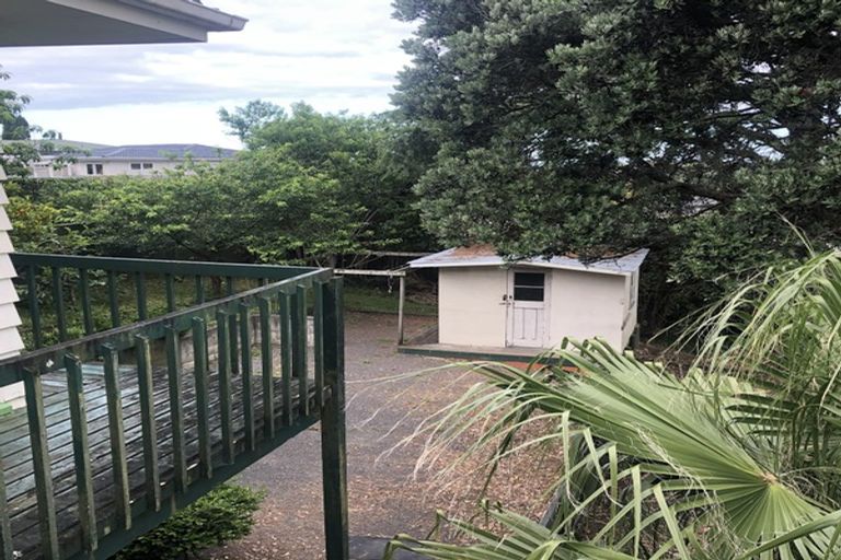 Photo of property in 1 Cashmere Place, Glenfield, Auckland, 0629