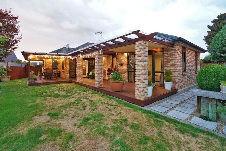 Photo of property in 10 Callum Court, Rototuna, Hamilton, 3210