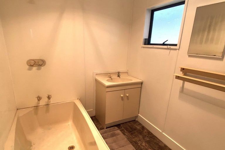 Photo of property in 61 Seddon Street, Kumara, 7832