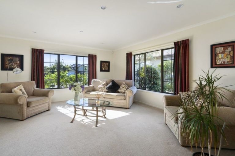 Photo of property in 17 Bouvardia Avenue, Milson, Palmerston North, 4414