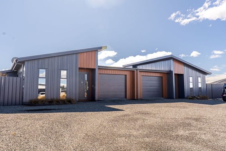 Photo of property in 1 Aoraki Crescent, Twizel, 7901