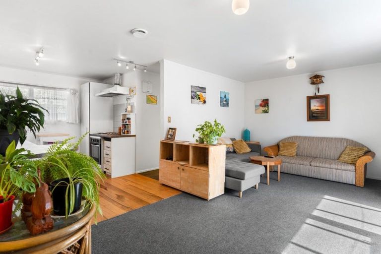 Photo of property in 20b Dickson Road, Papamoa Beach, Papamoa, 3118