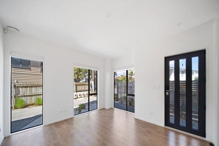 Photo of property in 64 Landscape Road, Papatoetoe, Auckland, 2025