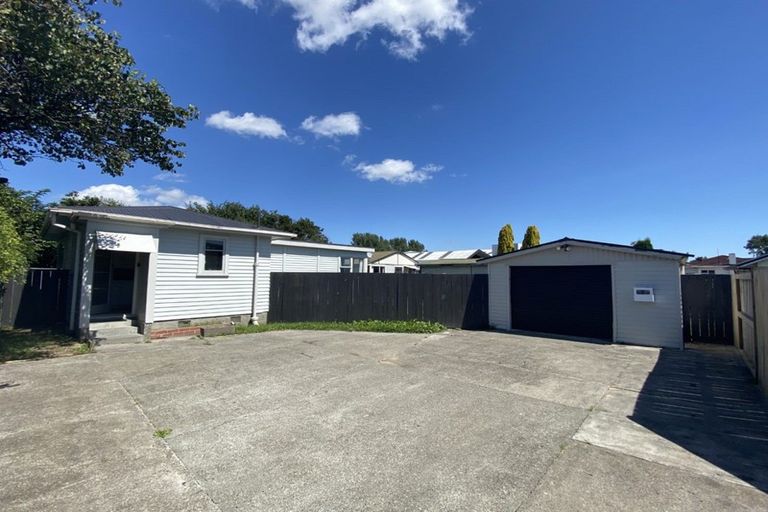 Photo of property in 338a Tremaine Avenue, Takaro, Palmerston North, 4412