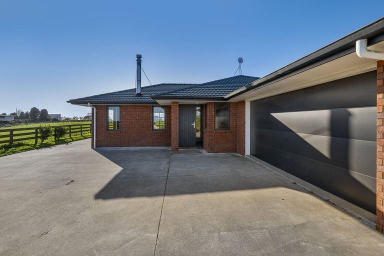 Photo of property in 890a Otaraoa Road, Tikorangi, Waitara, 4383