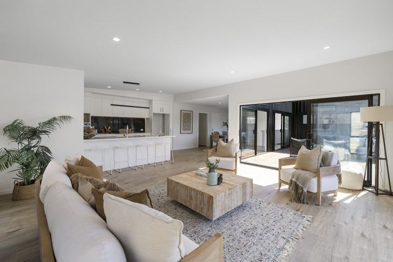 Photo of property in 12 Bob Carter Place, Welcome Bay, Tauranga, 3175