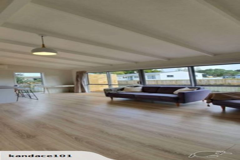 Photo of property in 1/46 Zealandia Road, Manly, Whangaparaoa, 0930