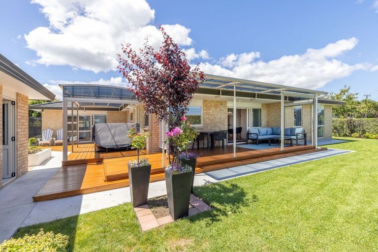 Photo of property in 1 Harry Shaw Way, Raumati South, Paraparaumu, 5032