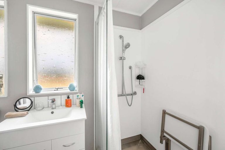 Photo of property in 7 Cormack Place, Greenmeadows, Napier, 4112