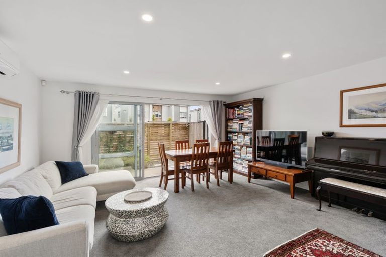 Photo of property in 1117b High Street, Taita, Lower Hutt, 5011