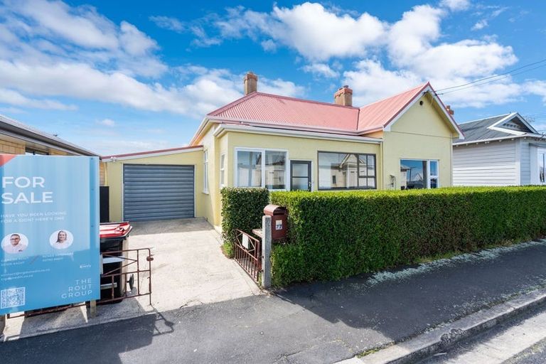 Photo of property in 77 Wesley Street, South Dunedin, Dunedin, 9012