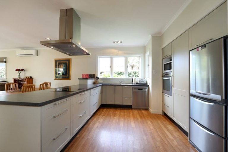 Photo of property in 212 Wolseley Street, Mayfair, Hastings, 4122