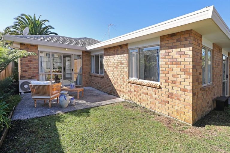 Photo of property in 40 Basra Drive, Henderson, Auckland, 0612