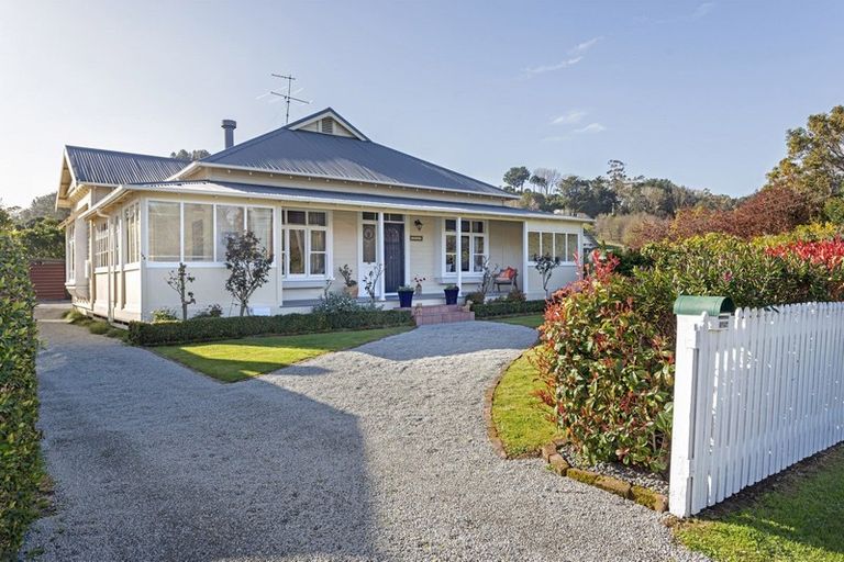 Photo of property in 144 Fox Street, Whataupoko, Gisborne, 4010