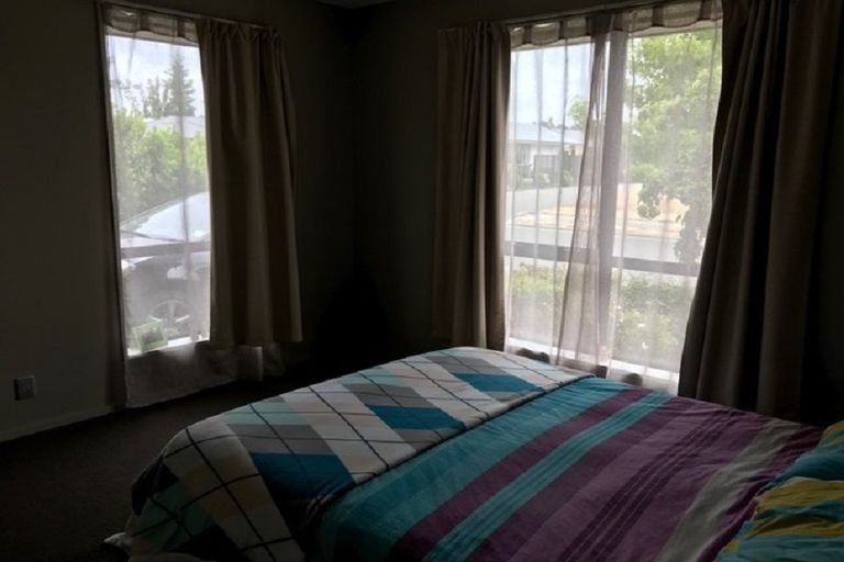 Photo of property in 10 Puriri Street, Pegasus, 7612