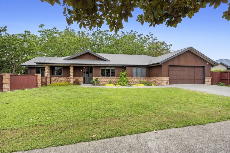 Photo of property in 12 Stoneleigh Drive, Chartwell, Hamilton, 3210