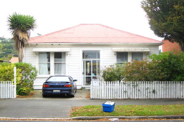 Photo of property in 84 Neville Street, Caversham, Dunedin, 9012