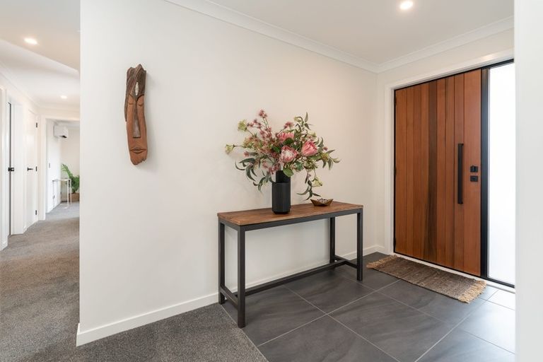 Photo of property in 129a Matatua Road, Raumati Beach, Paraparaumu, 5032