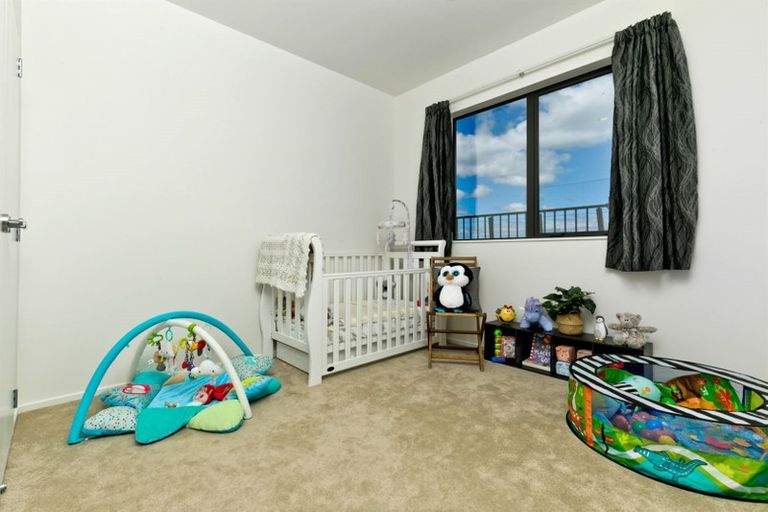 Photo of property in 11 Verdot Close, Kumeu, 0810