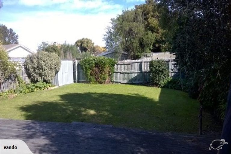 Photo of property in 19 Woodville Street, Edgeware, Christchurch, 8013