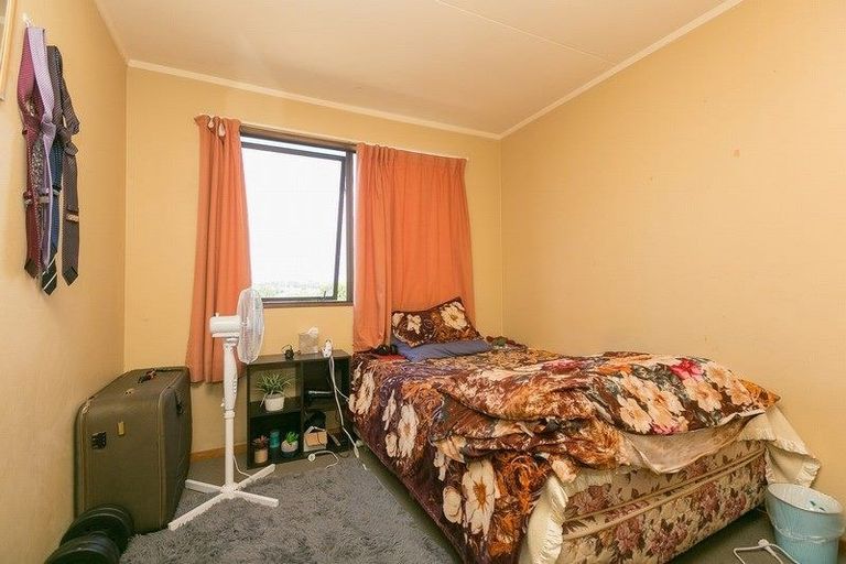 Photo of property in 12 Warkworth Grove, Bell Block, New Plymouth, 4312