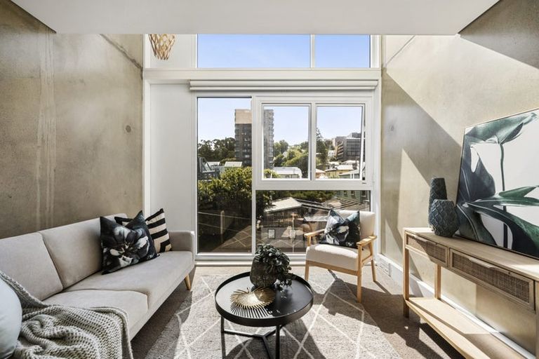 Photo of property in Canvas Apartments, 8/307 Willis Street, Te Aro, Wellington, 6011
