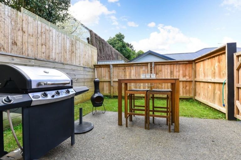 Photo of property in 4/144 Forest Lake Road, Forest Lake, Hamilton, 3200