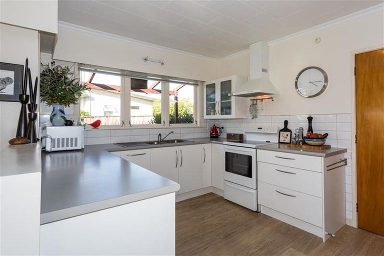 Photo of property in 51 Reynolds Road, Havelock North, 4130